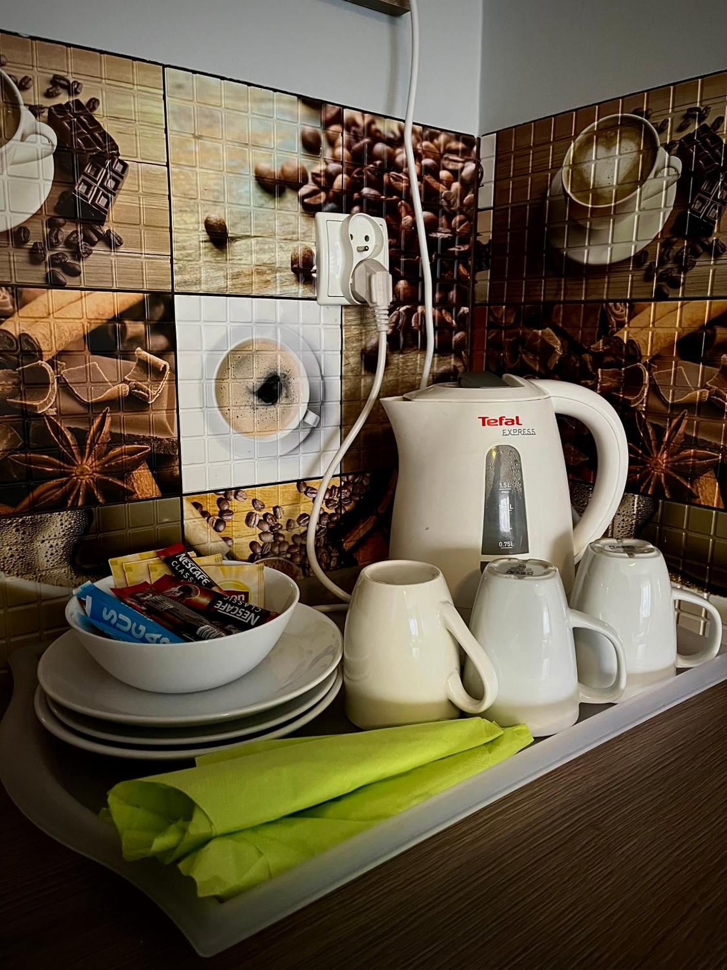 Hostel Azymut Września Buitenkant foto